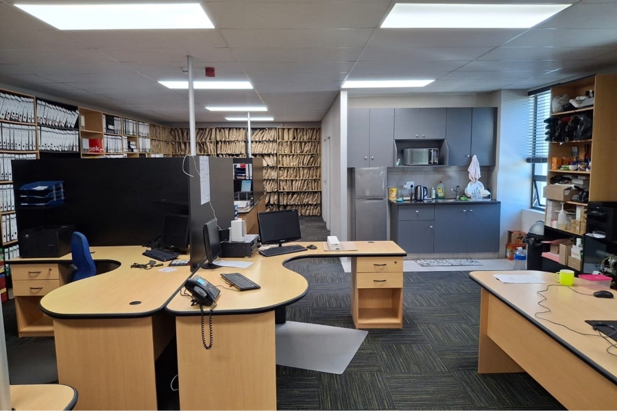 To Let commercial Property for Rent in Fairview Eastern Cape